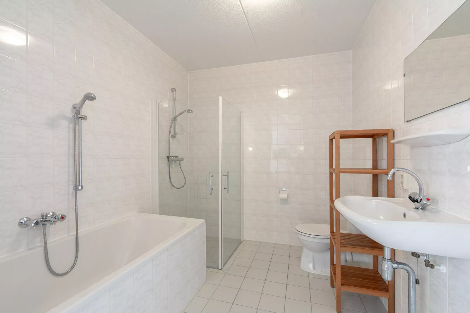 Duinerei C202-Bathroom
