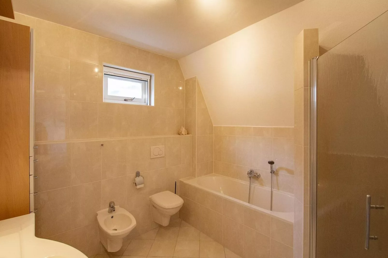 Duinerei C301/C302-Bathroom