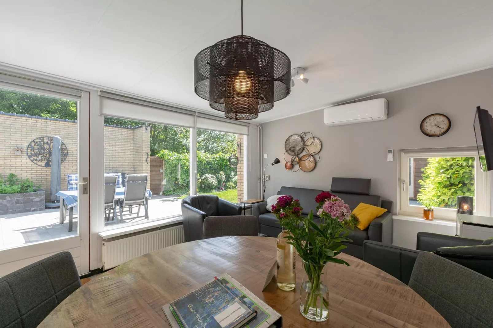 Duinland 111-Dining room