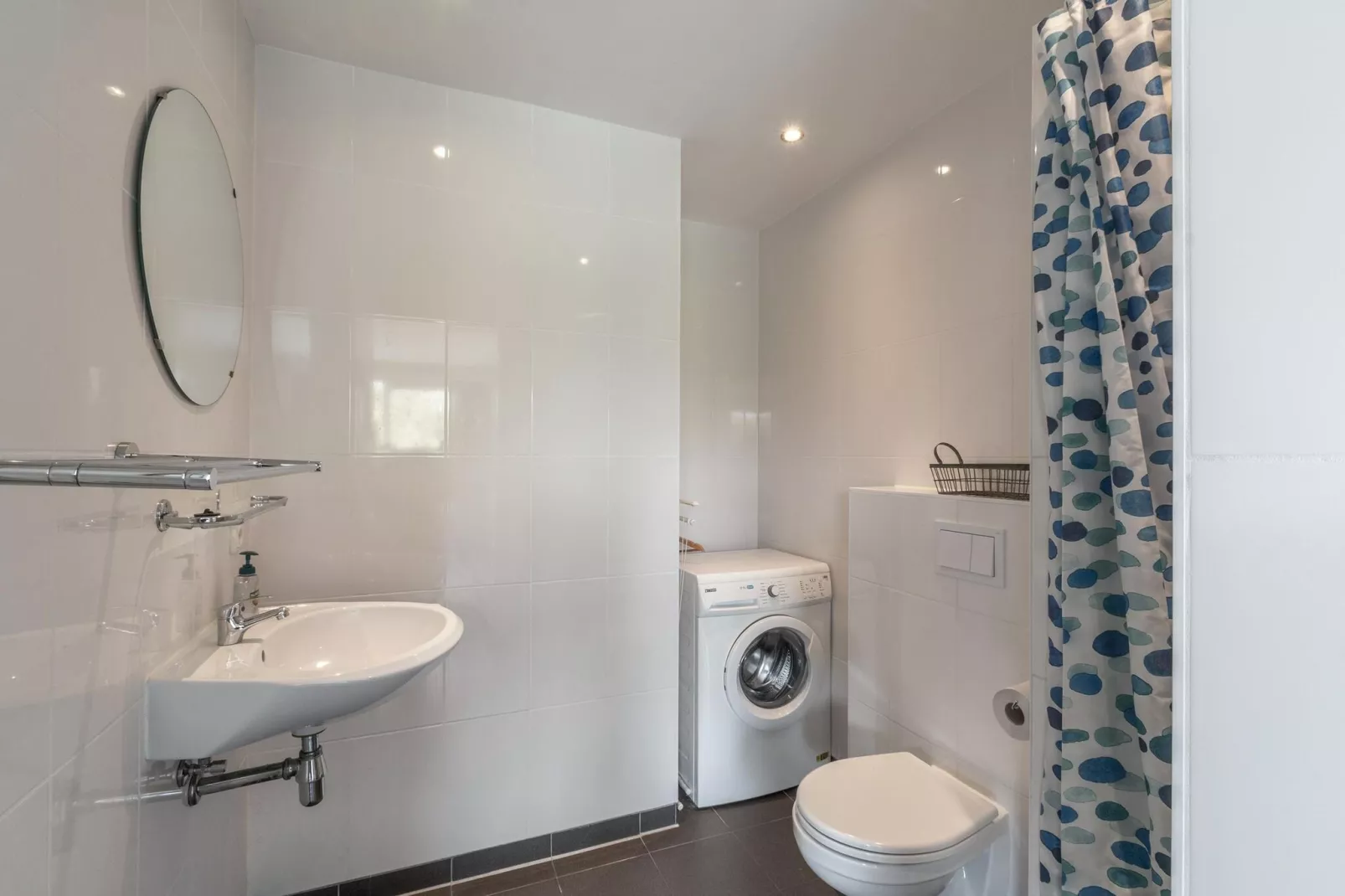 Garnekuul 6-Bathroom