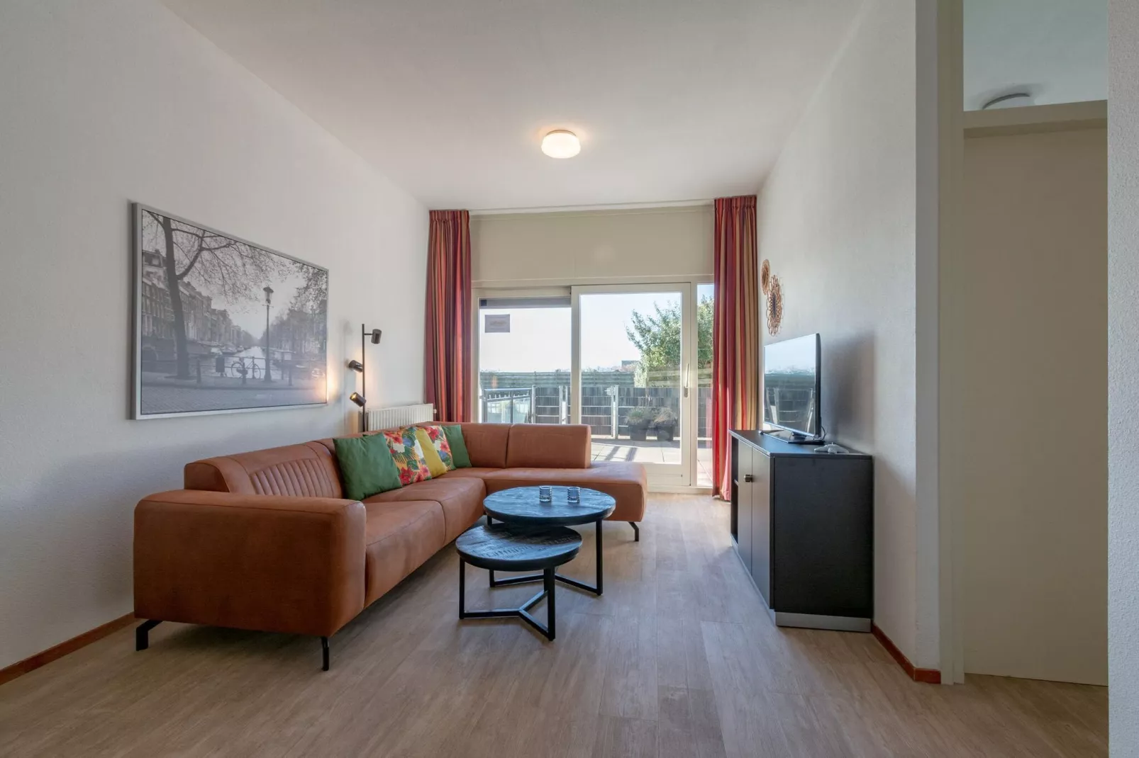 Wijde Blick 103-Living room