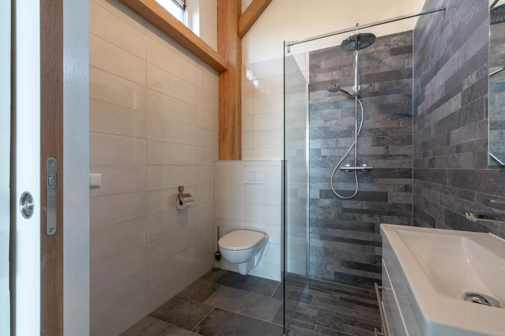 Garnekuul 7-Bathroom