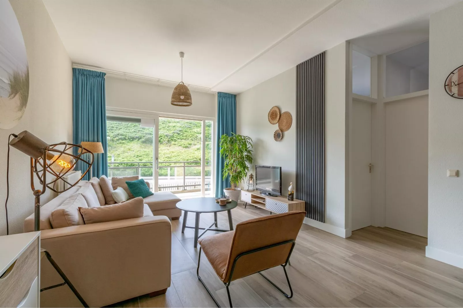 Wijde Blick 112-Living room