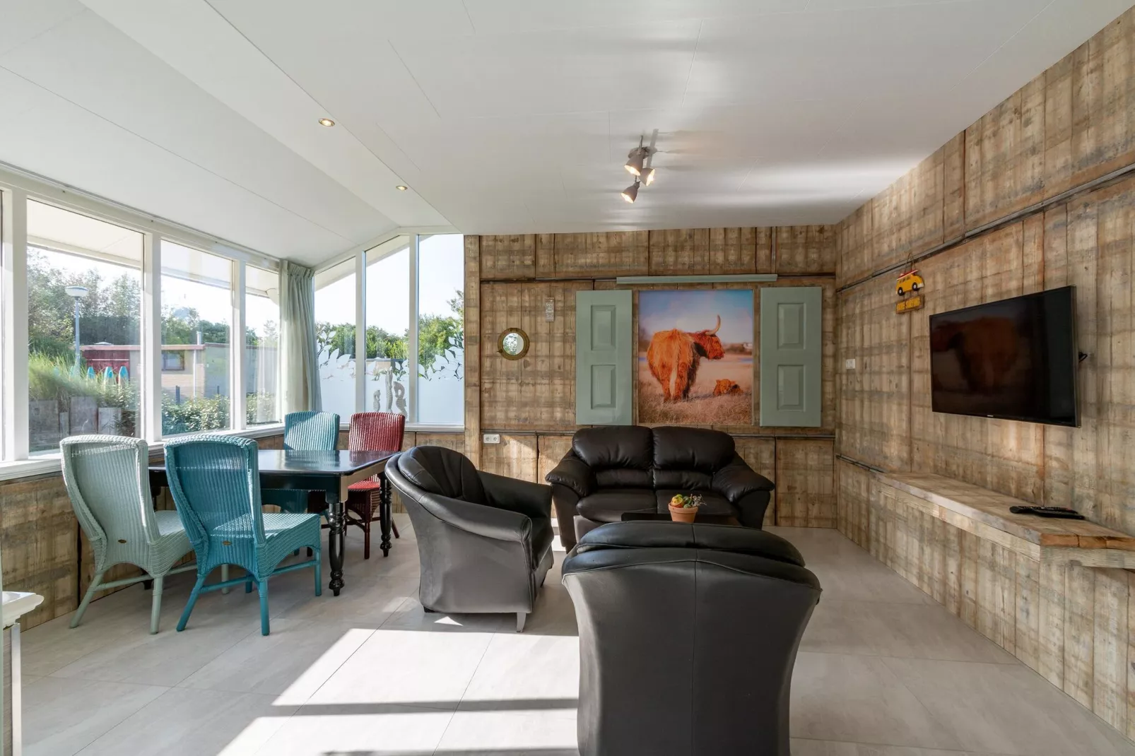 Garnekuul 90-Living room