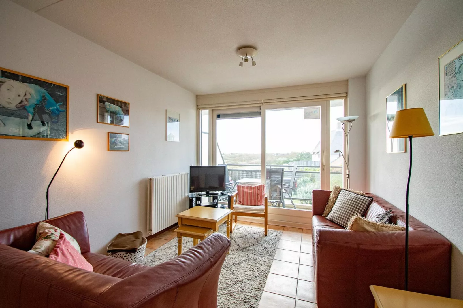Wijde Blick 203-Living room