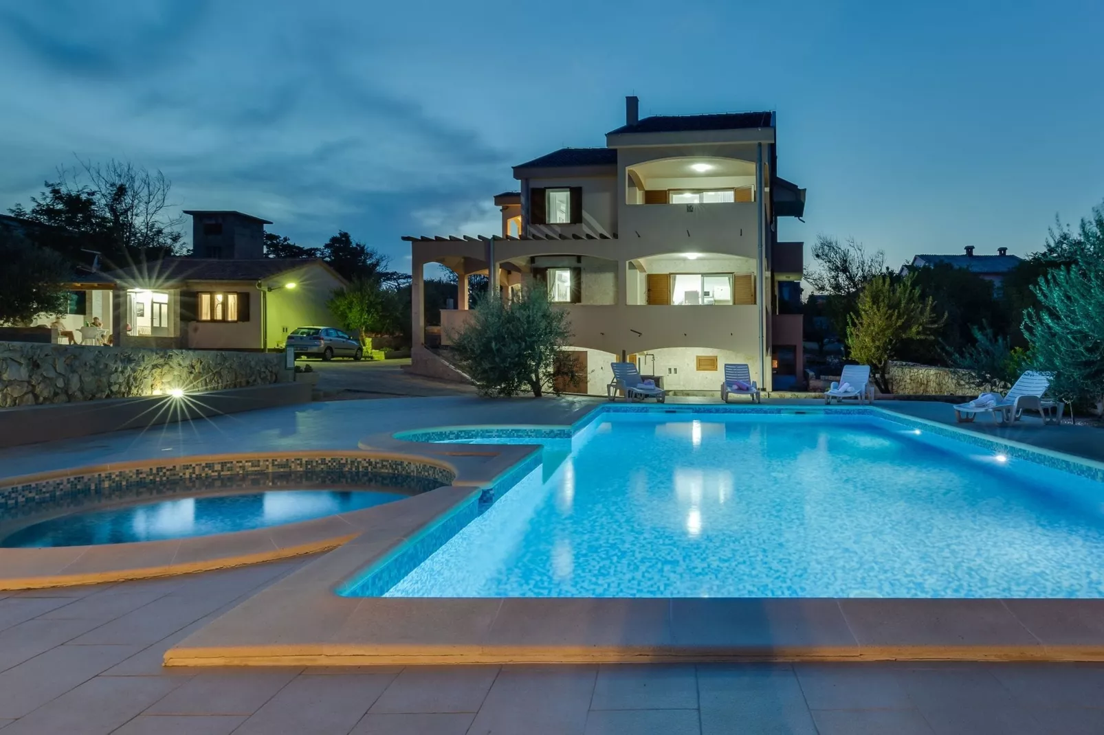 Villa Zlatni Dvori-Exterior summer