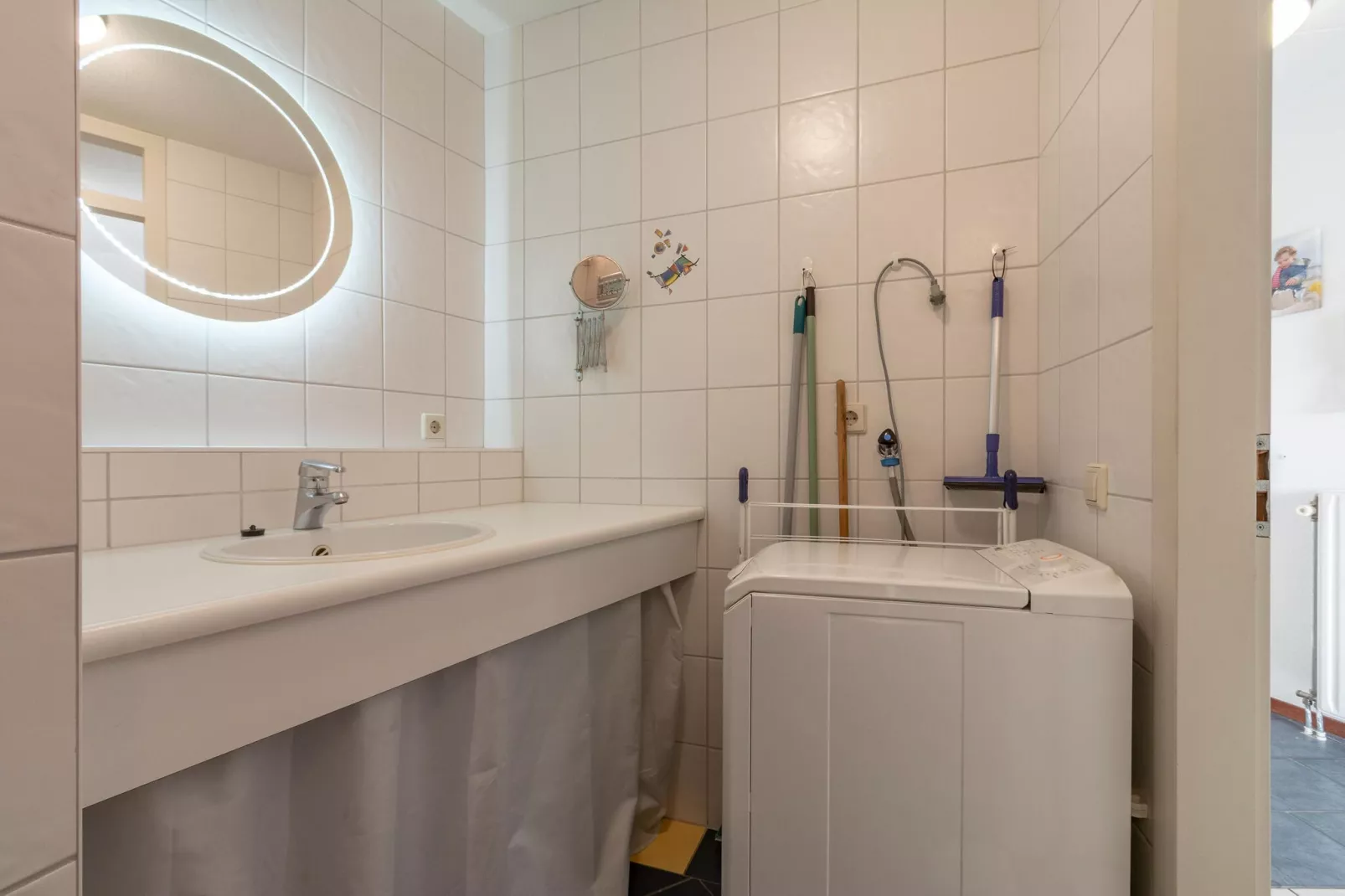 Wijde Blick 205-Bathroom