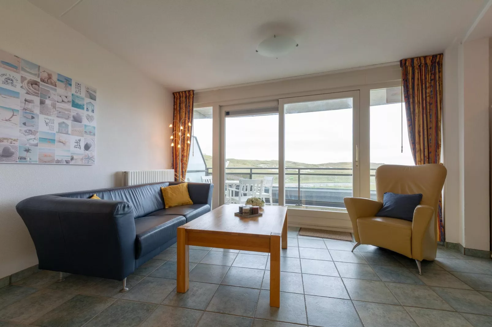 Wijde Blick 206-Living room