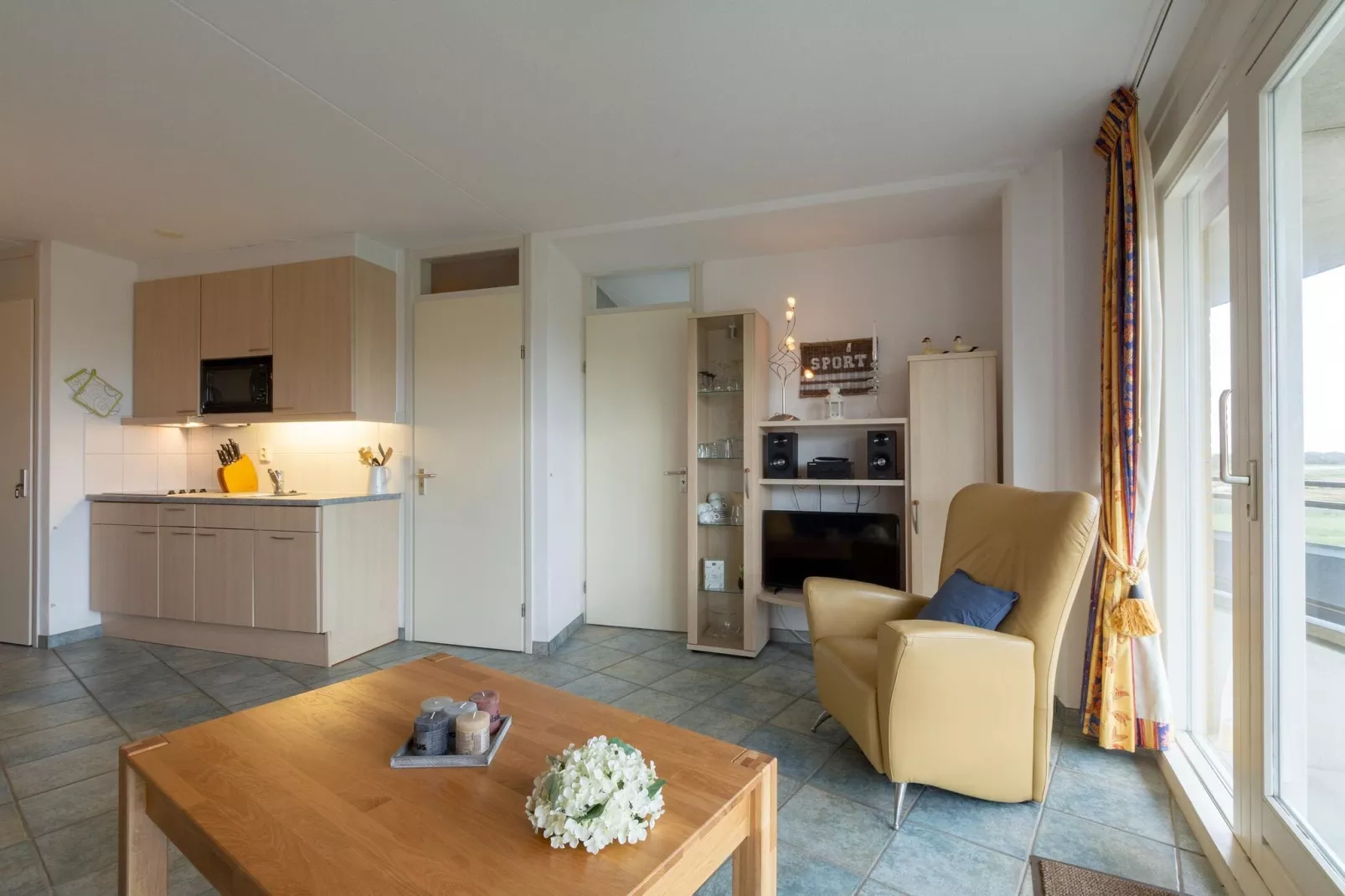 Wijde Blick 206-Living room