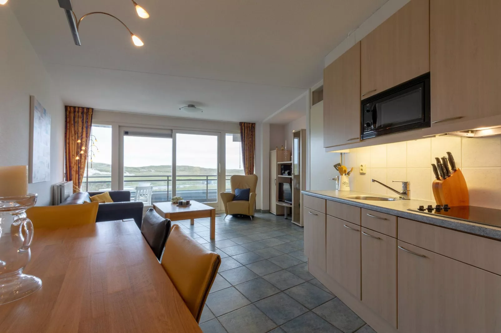 Wijde Blick 206-Dining room