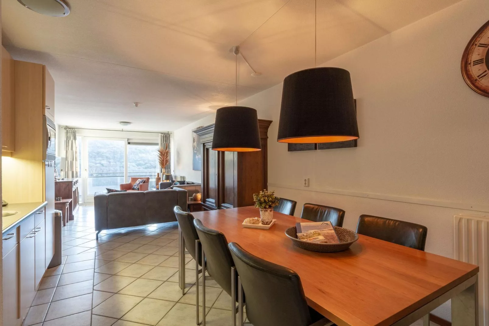 Wijde Blick 210-Dining room