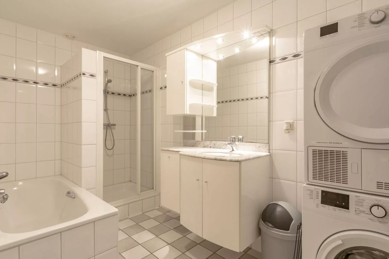 Wijde Blick 210-Bathroom