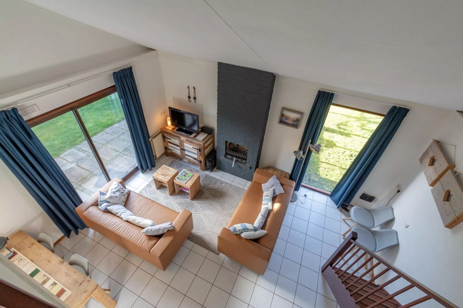 Yperhof 66-Living room