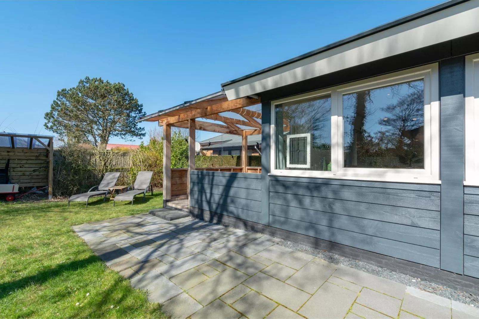 Zeewaard 33-Exterior summer