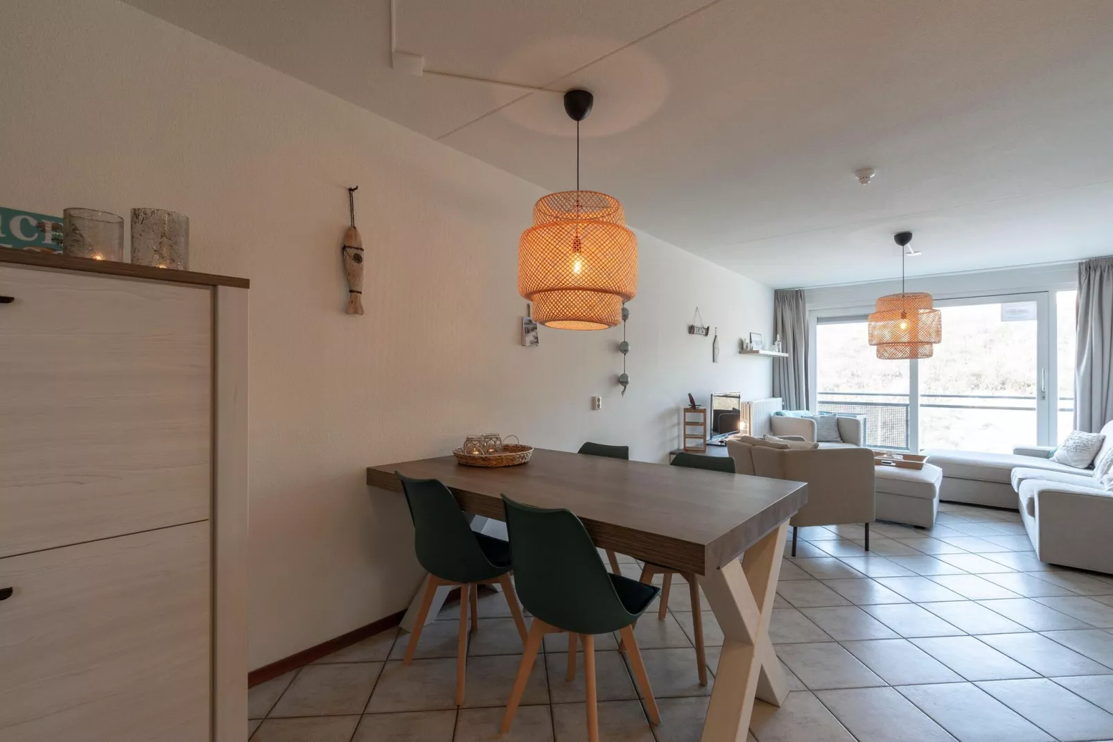 Wijde Blick 212-Dining room