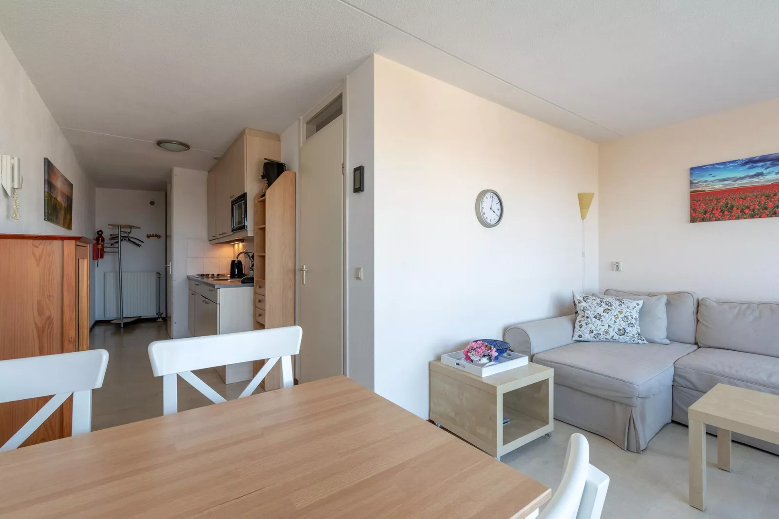 Wijde Blick 301-Dining room