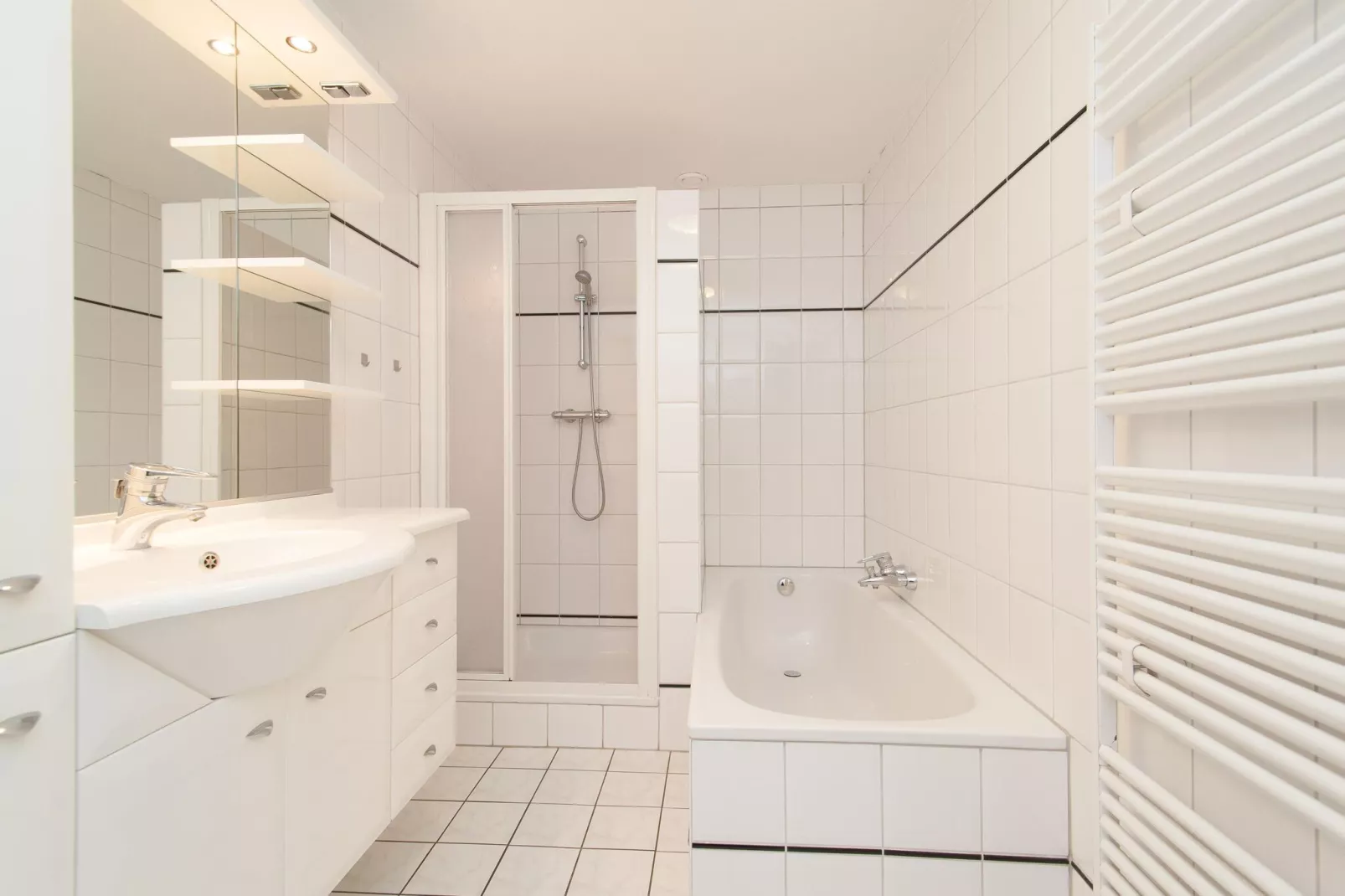 Wijde Blick 311-Bathroom