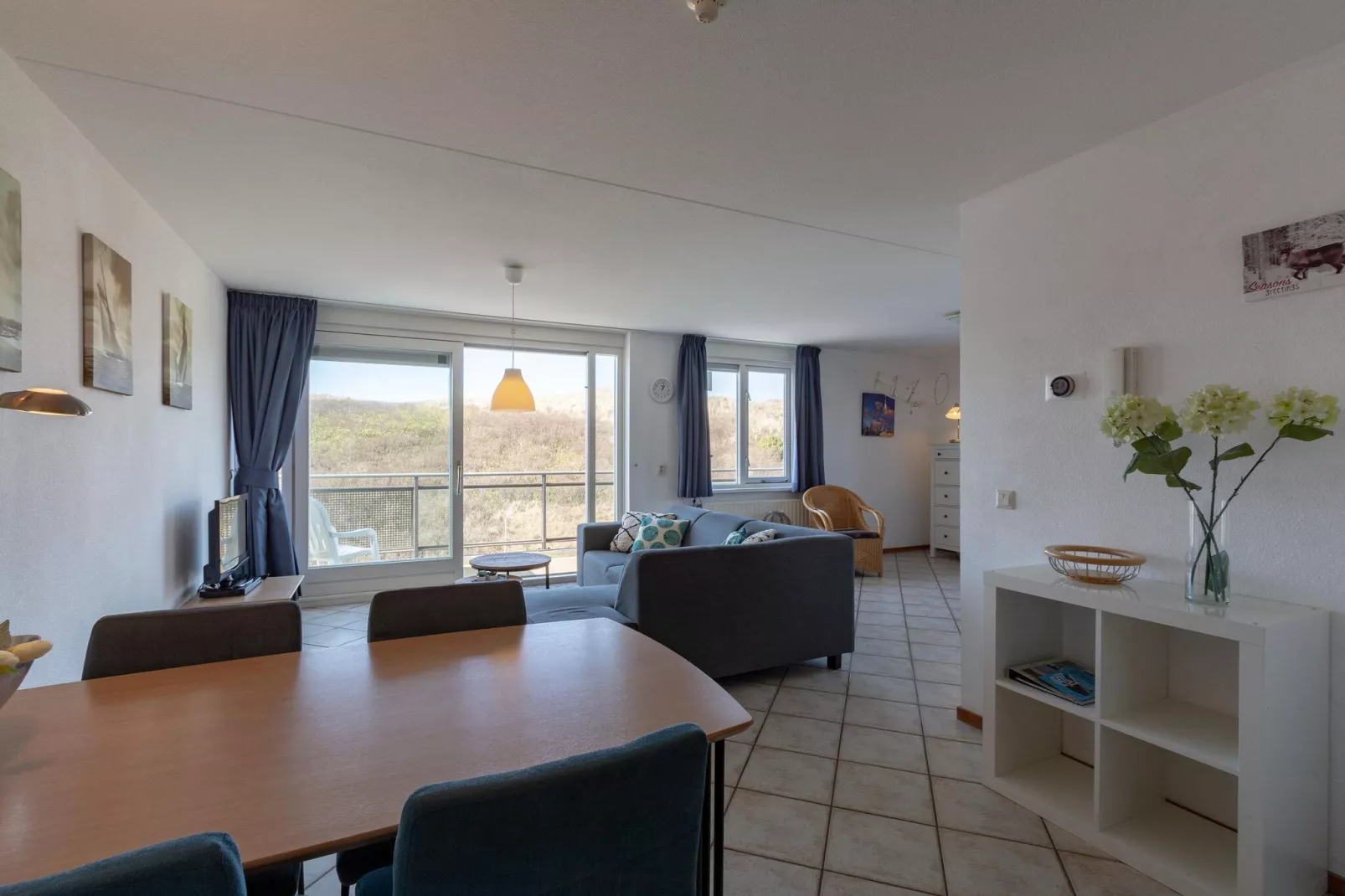 Wijde Blick 311-Dining room