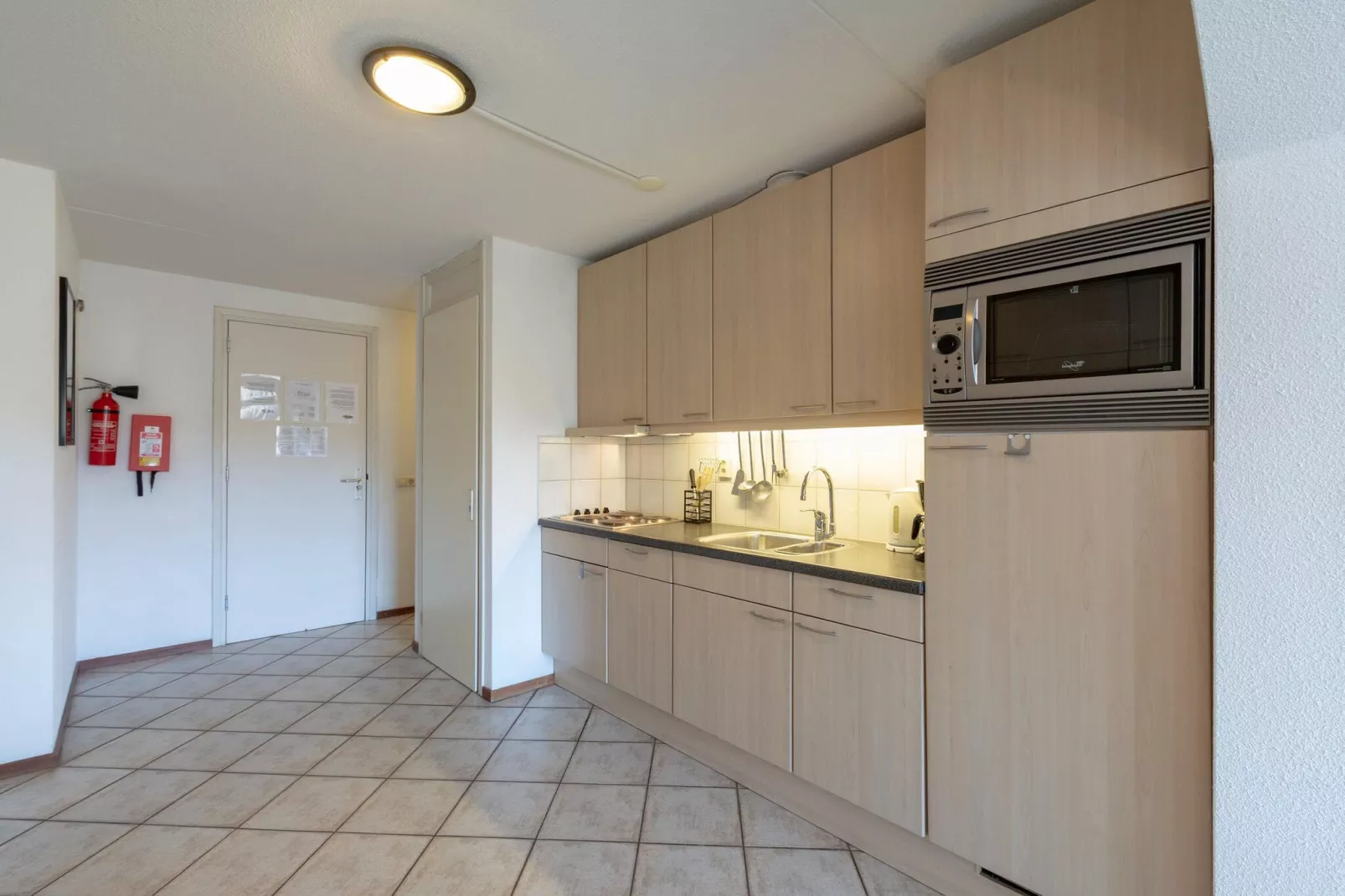 Wijde Blick 311-Kitchen