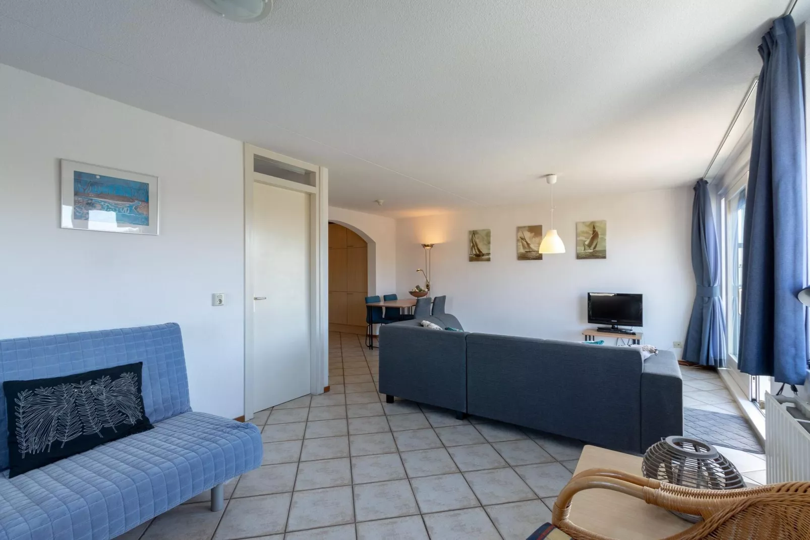 Wijde Blick 311-Living room