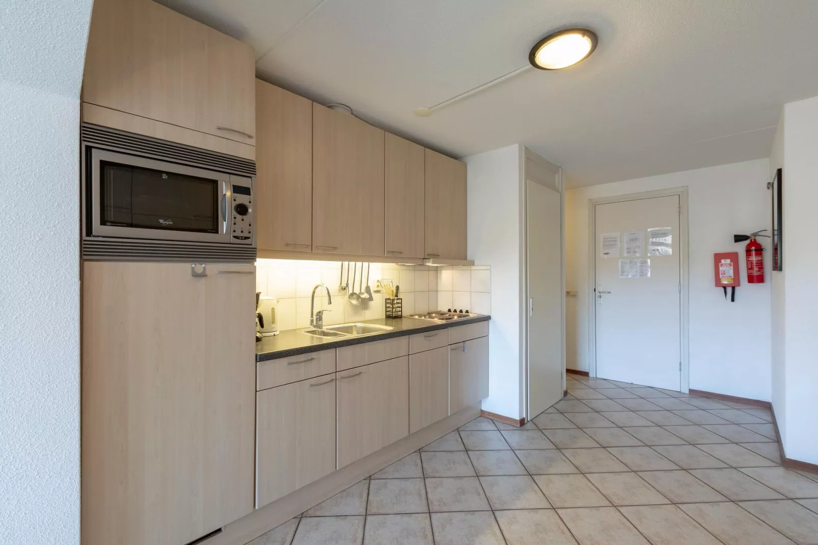 Wijde Blick 311-Kitchen