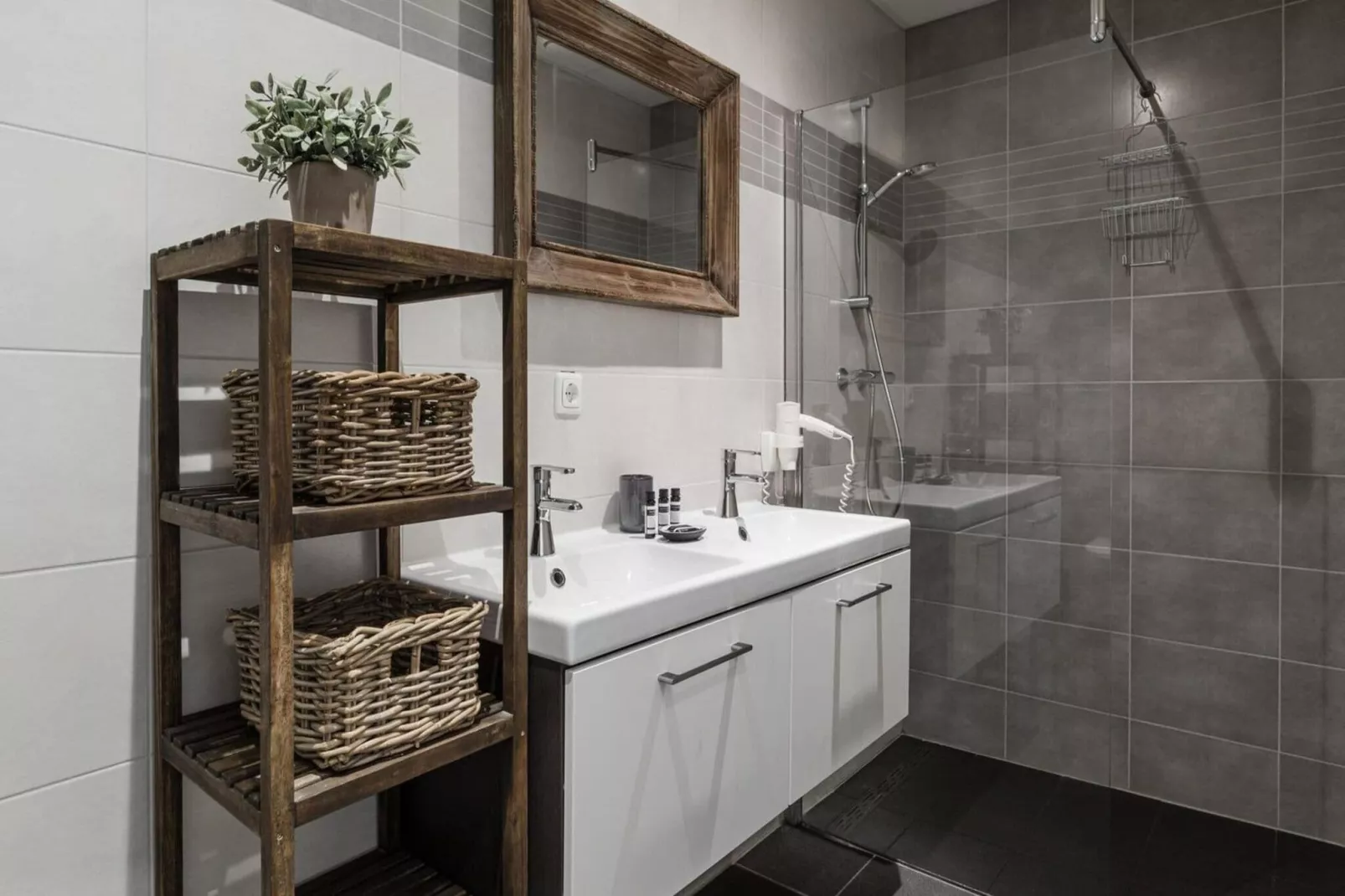 Duynsuites aan zee-Badezimmer