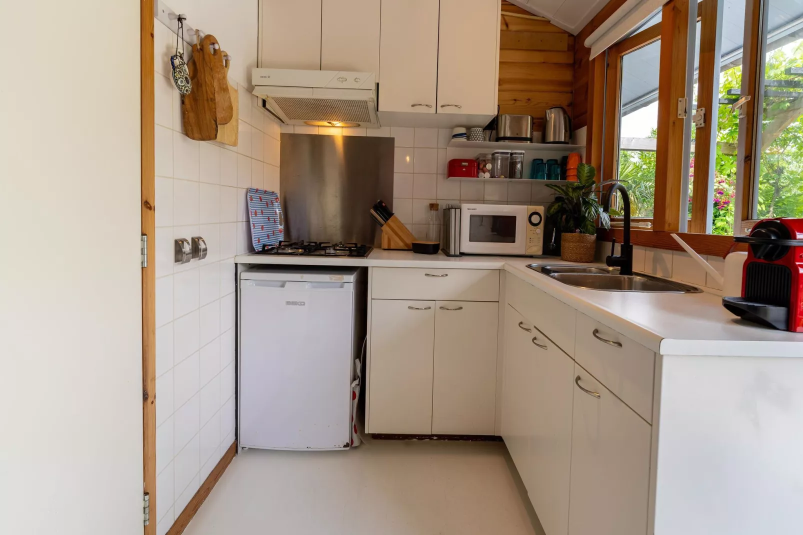 Shangri-La guesthouse-Kitchen