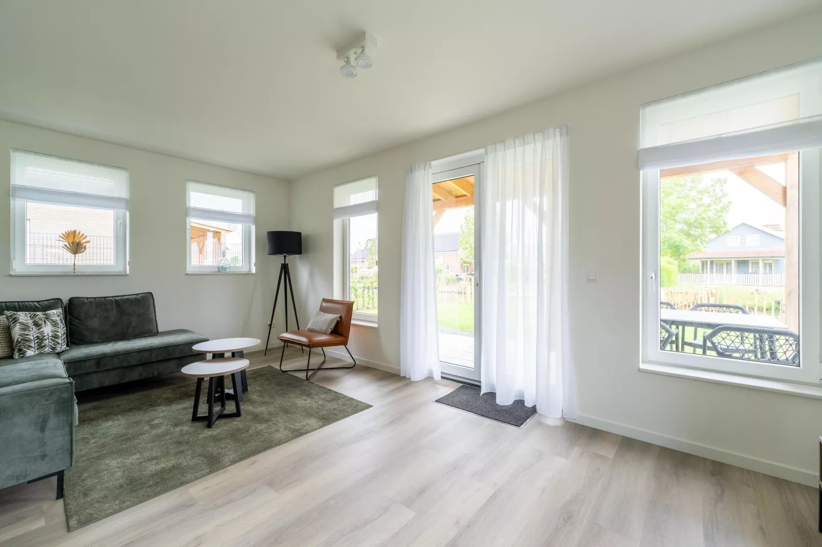 Strandloper 129-Living room