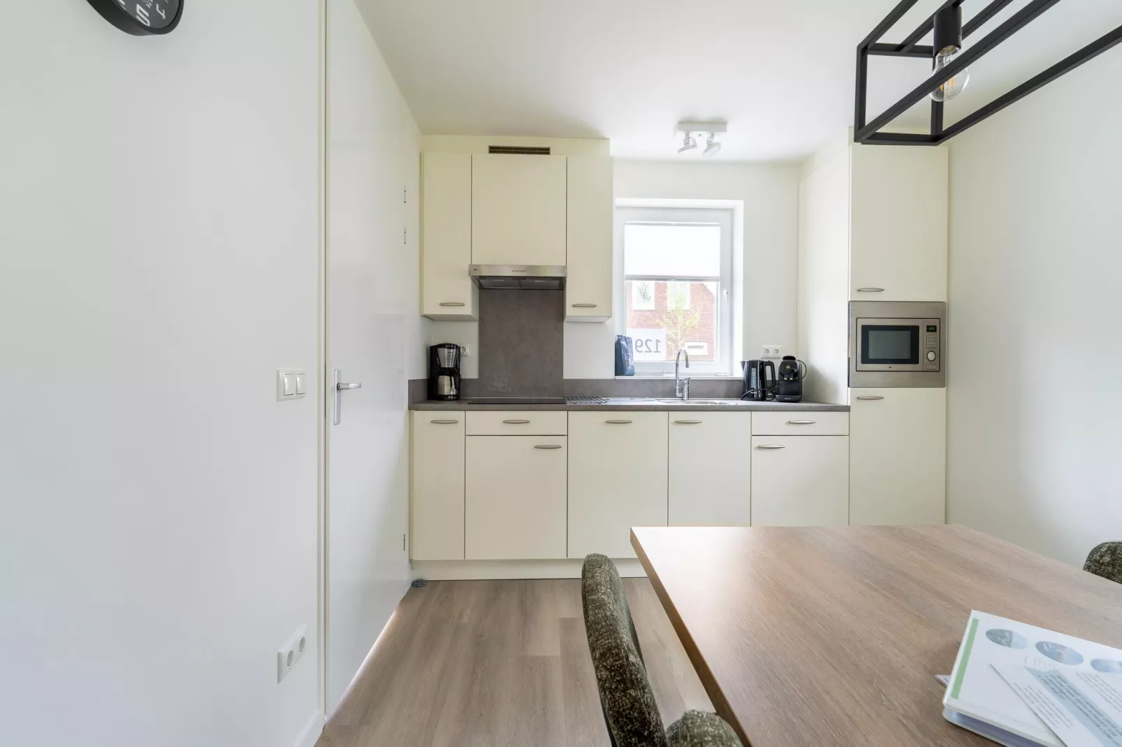 Strandloper 129-Kitchen