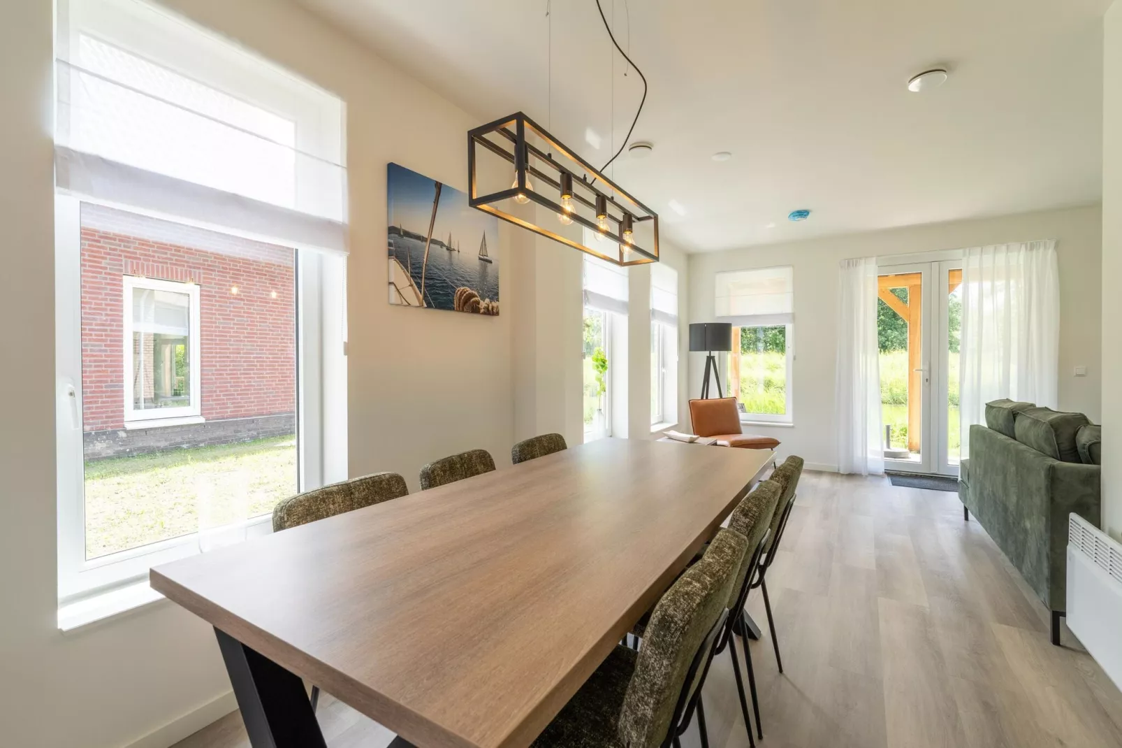 Kuifduiker 5-Dining room