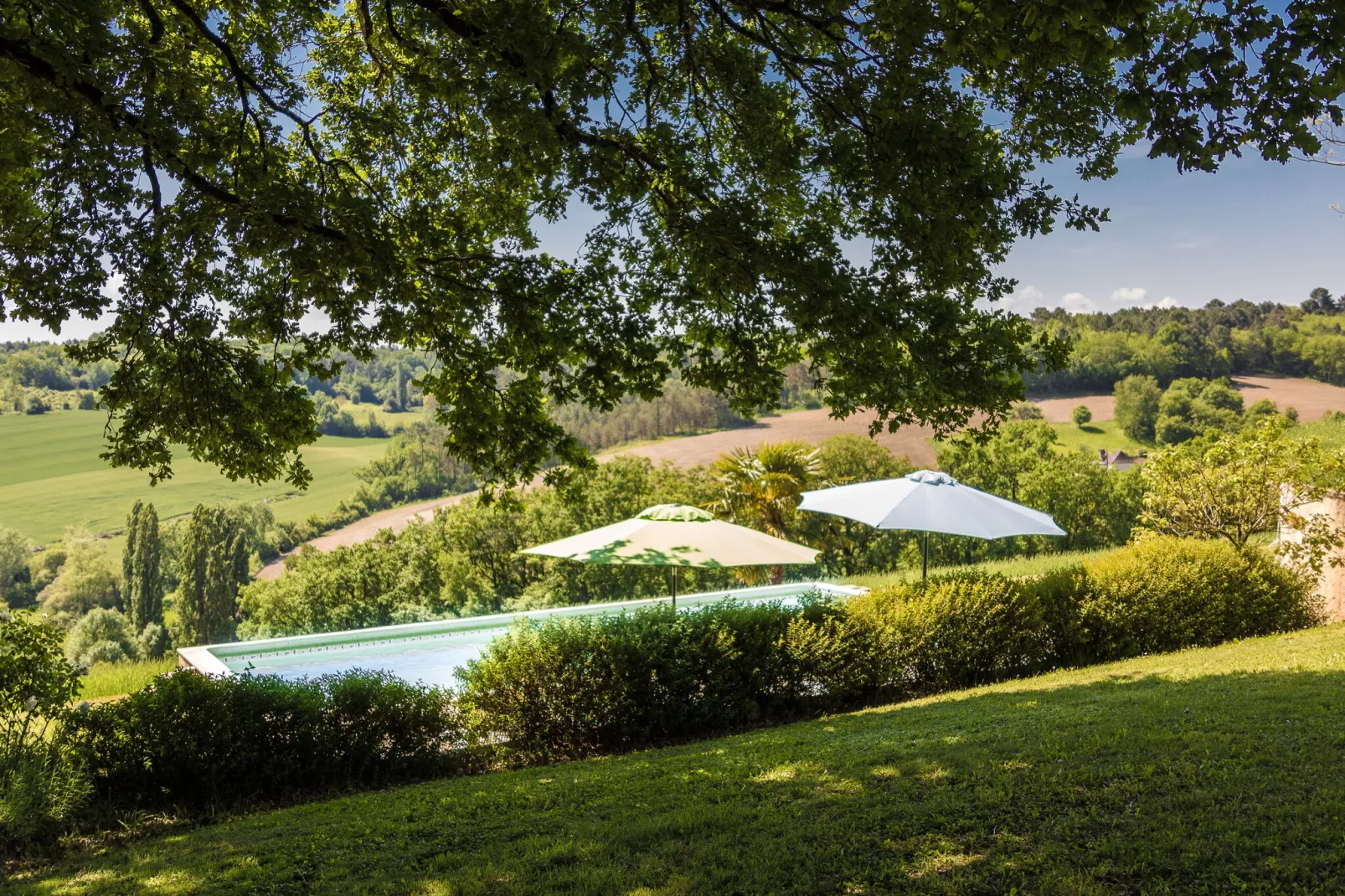 Le Tournant-Gardens summer