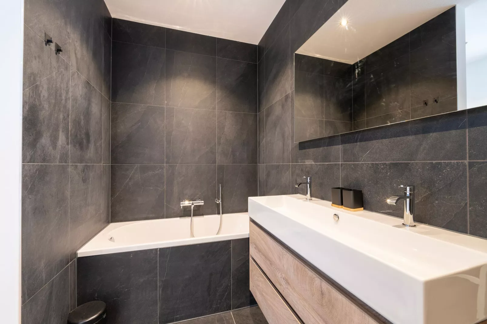 Watervilla Harderwold 577a-Bathroom