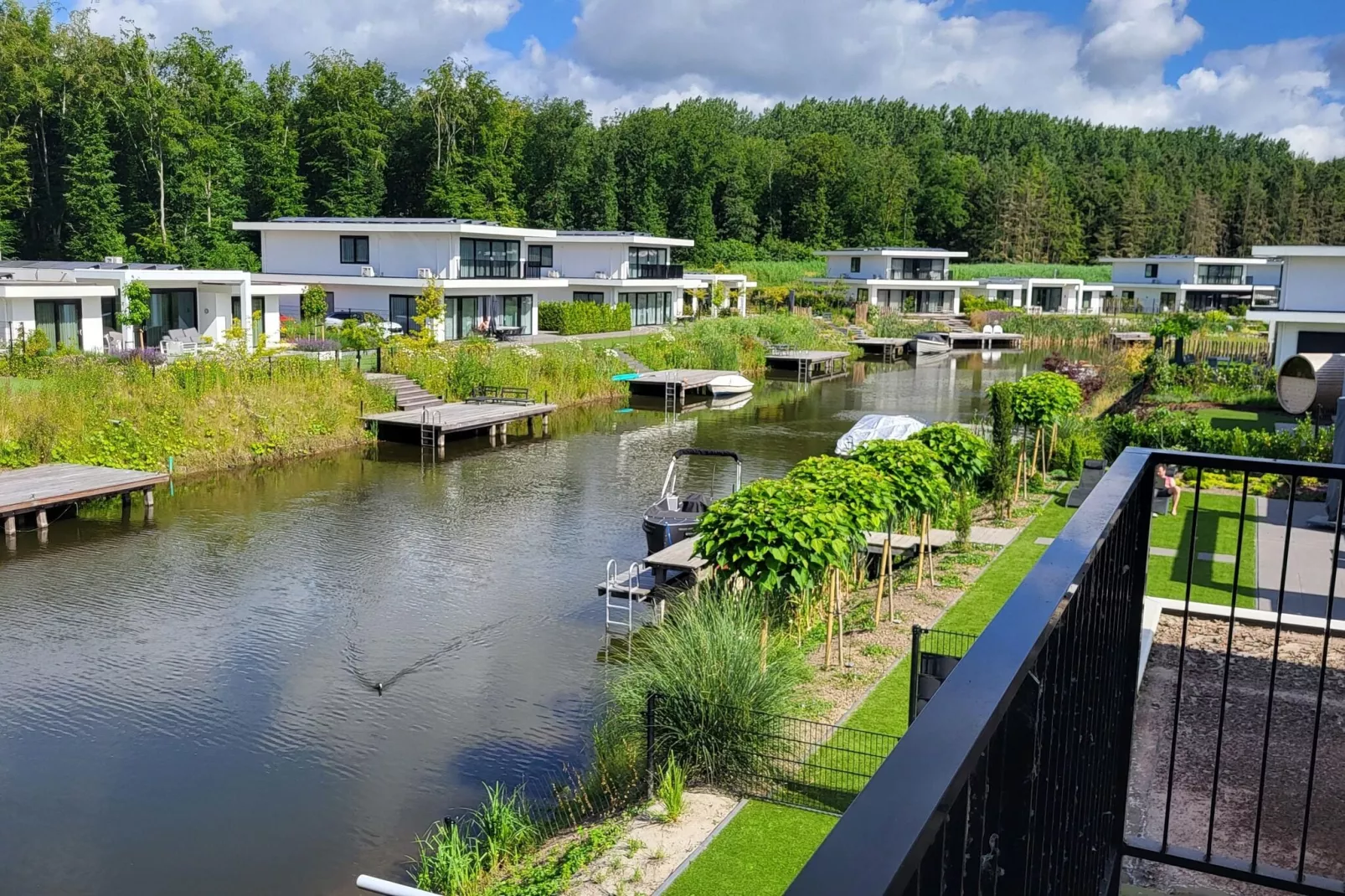 Watervilla Harderwold 577a-View summer