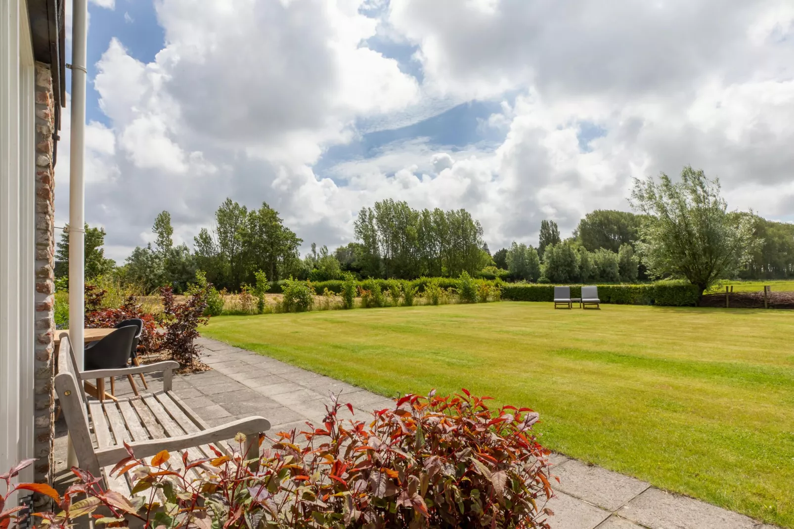 Grijpskerke 'De kleine Pionier'-Gardens summer