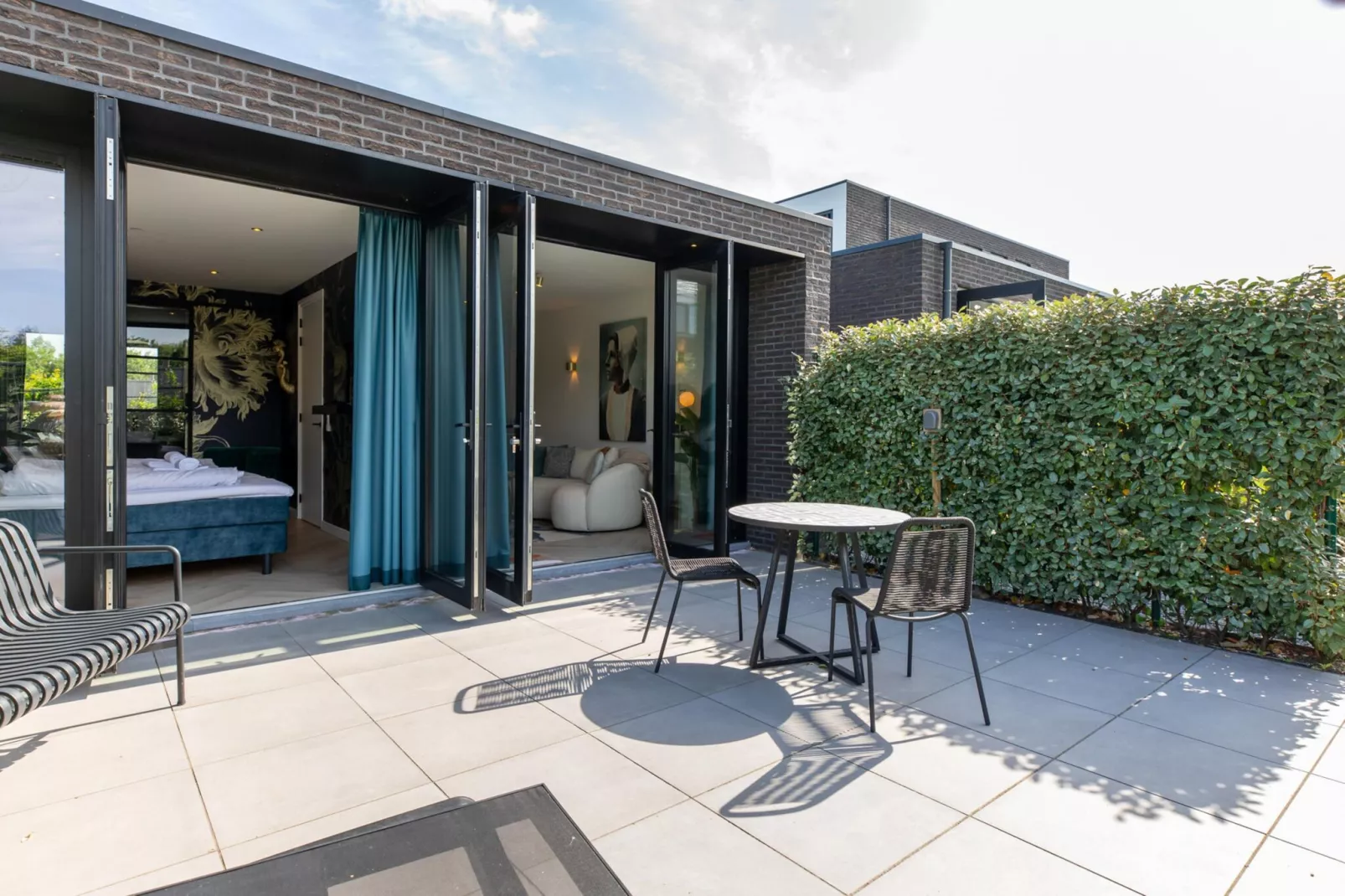 Vakantiewoning ZEEBRIES-Gardens summer