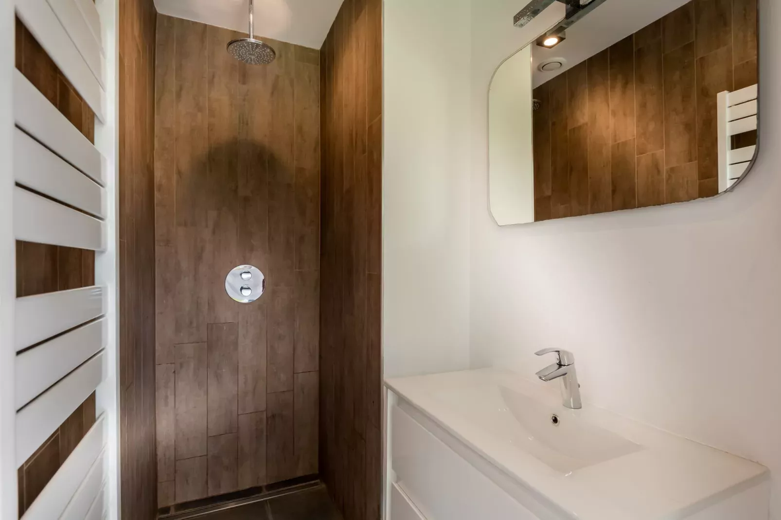 Ard' Cube-Bathroom