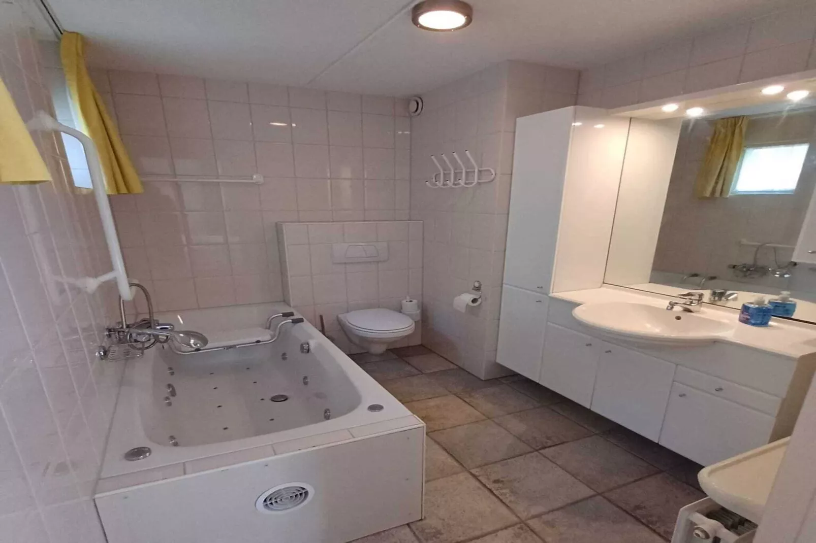 Halseweg 54-Bathroom