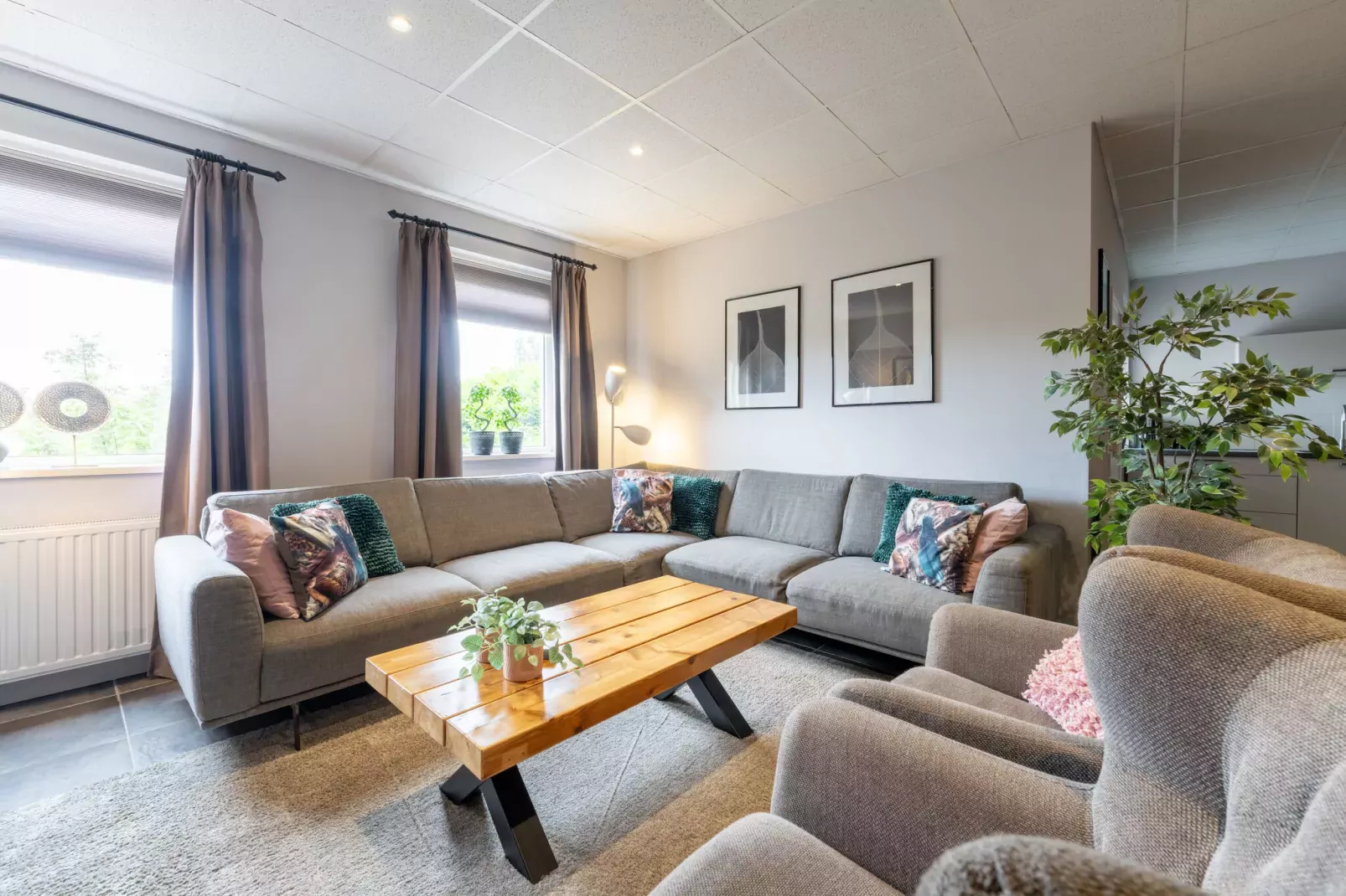 Erve Nijhuis-Living room