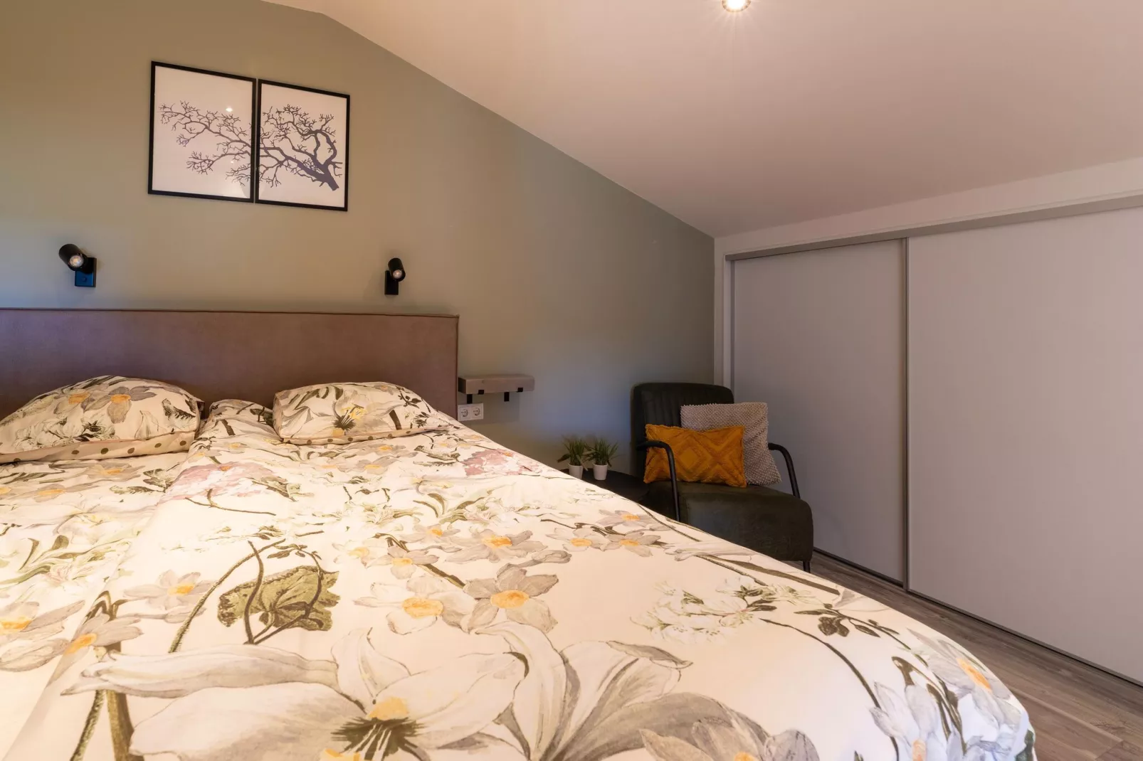 Erve Nijhuis-Bedroom