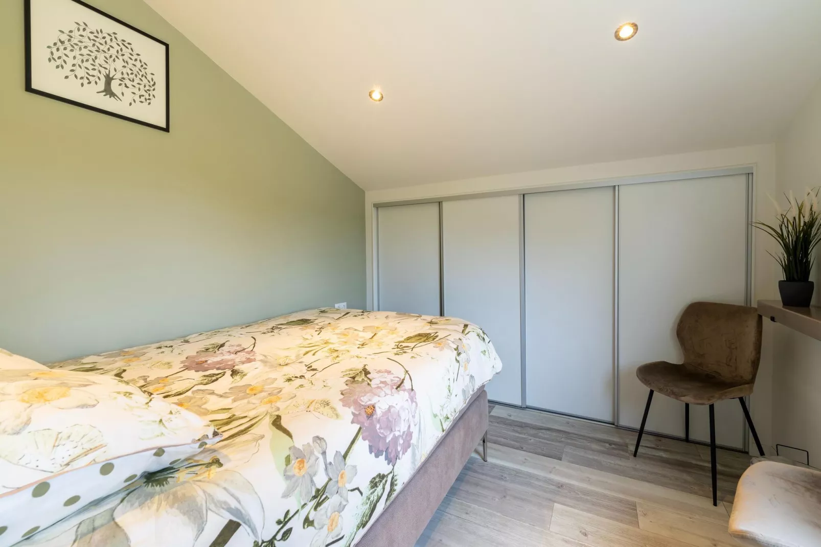 Erve Nijhuis-Bedroom