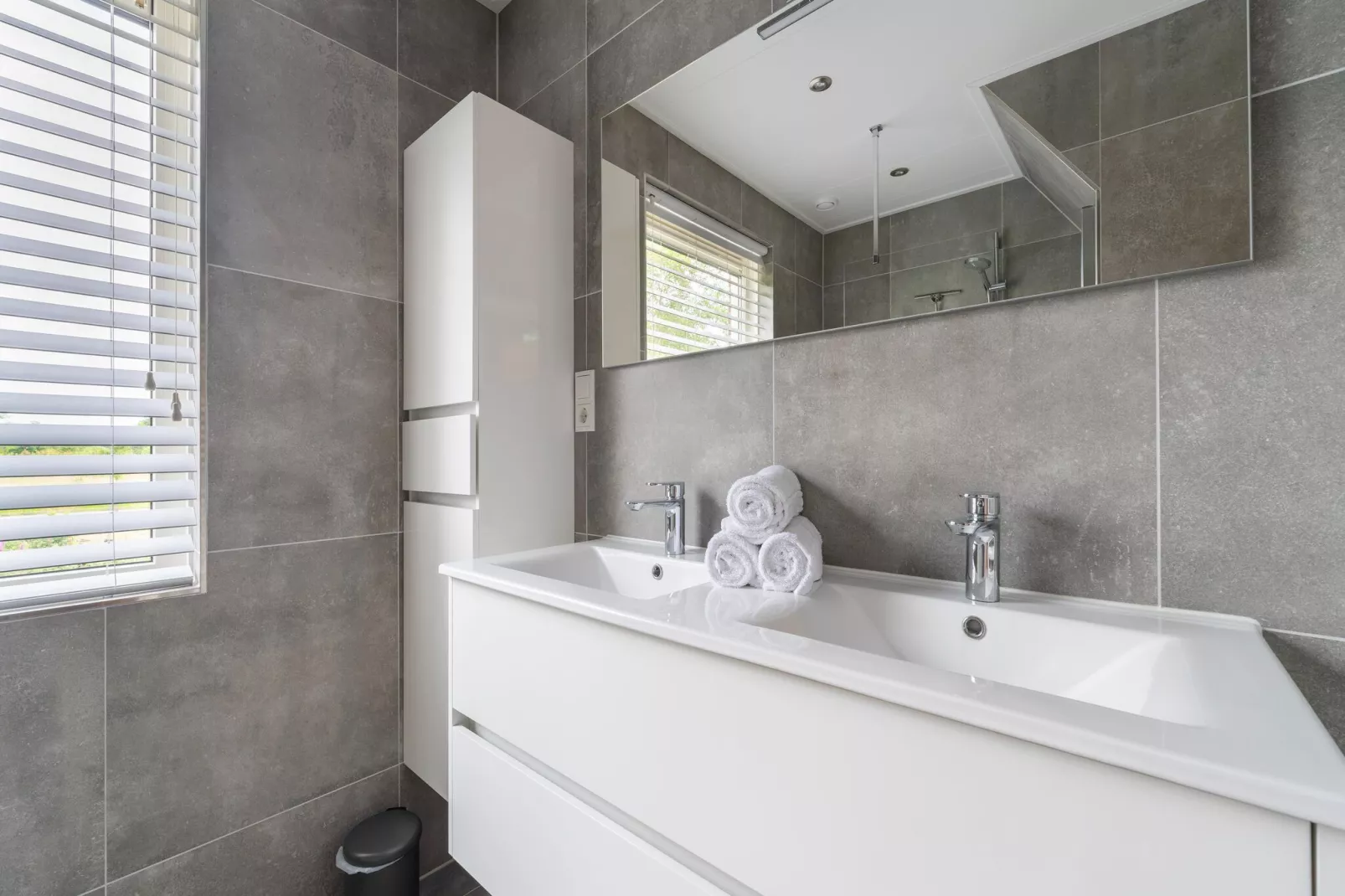 Erve Nijhuis-Bathroom