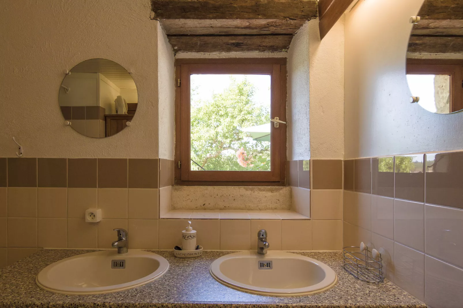 L'Hermite-Bathroom