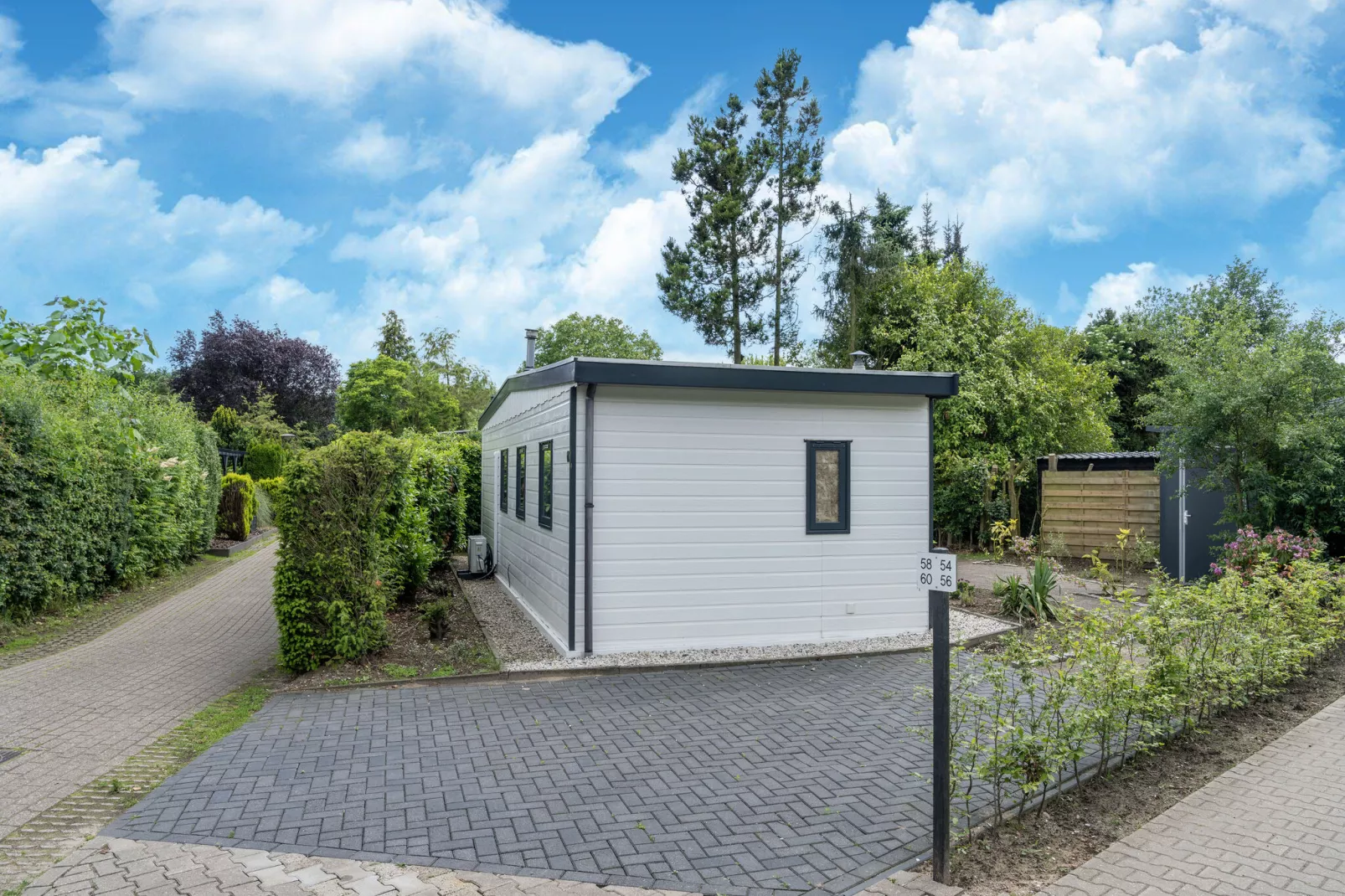Huisje 60 Stegeren-Exterior summer
