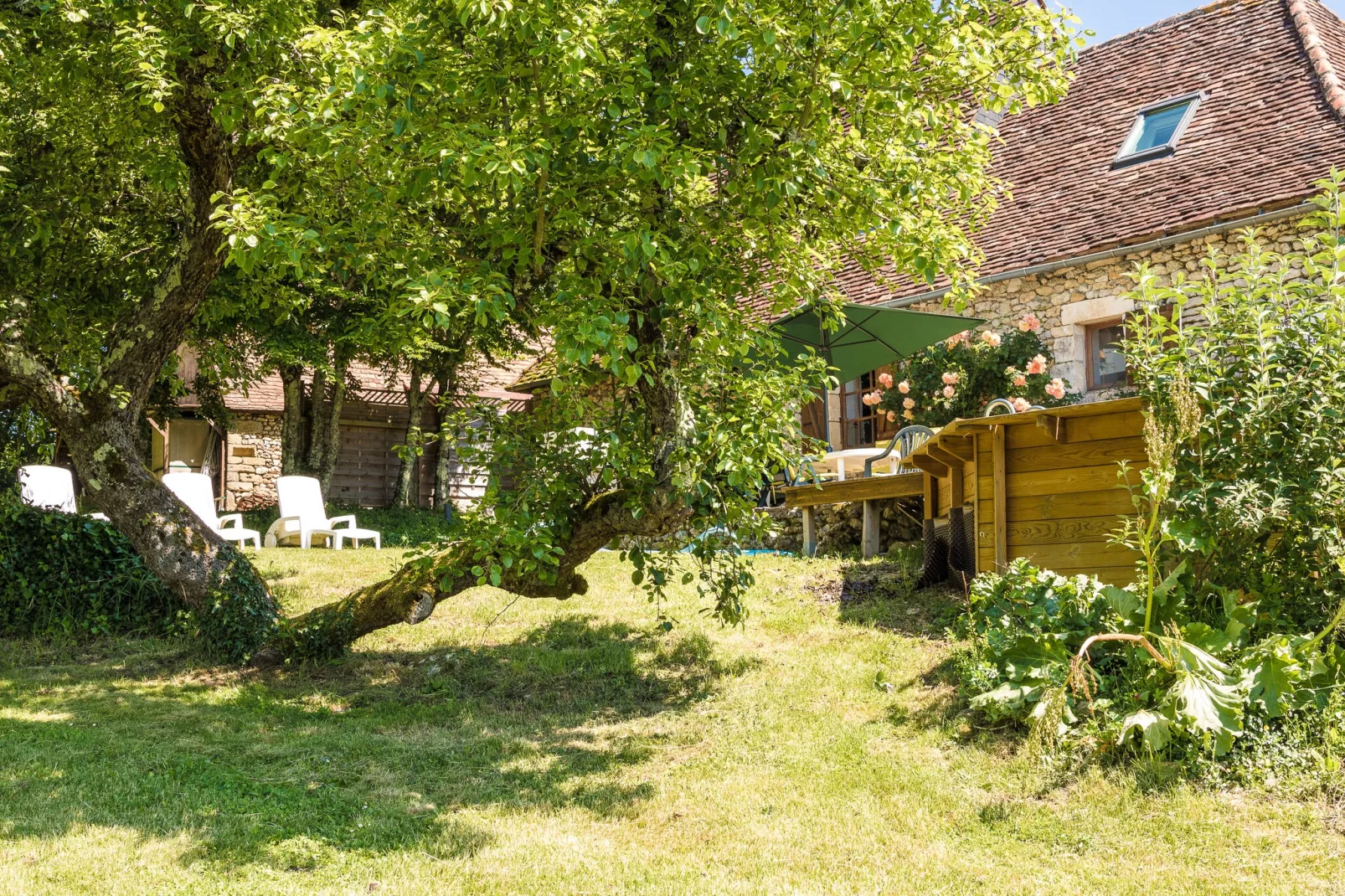 L'Hermite-Gardens summer