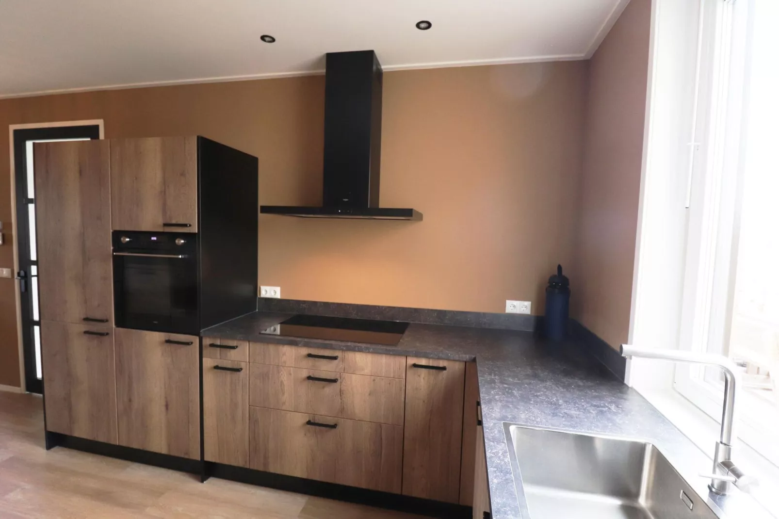 Friese Villa 3 in Leons-Kitchen