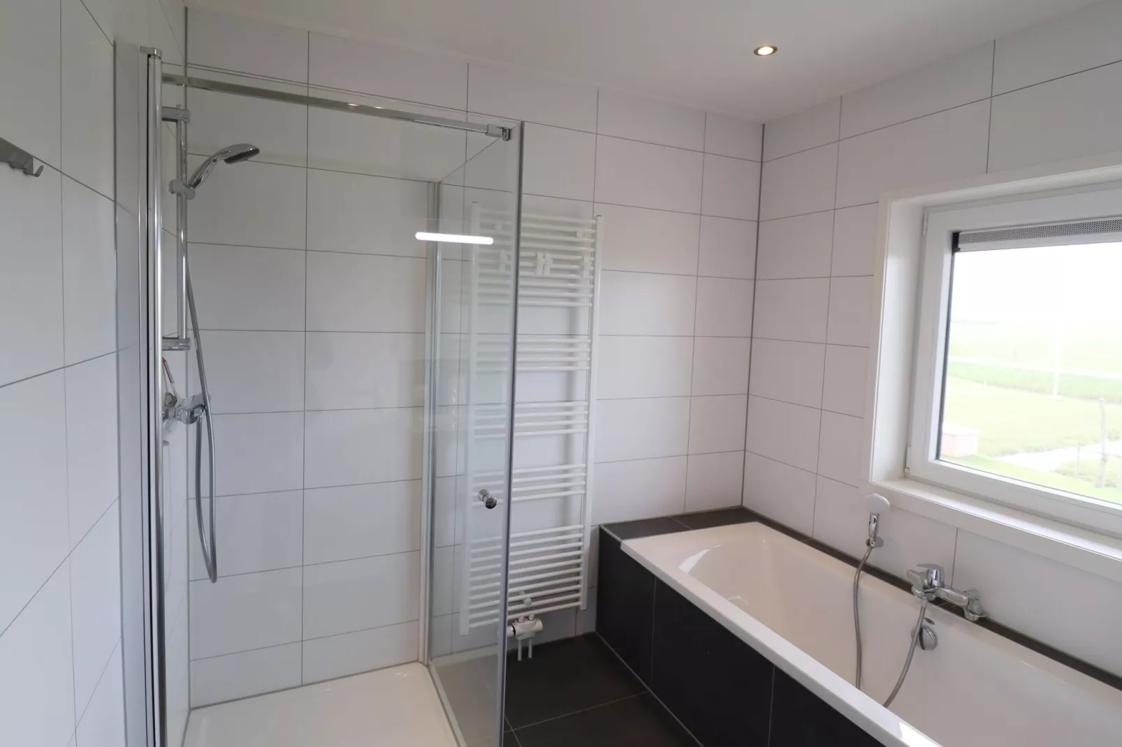 Friese Villa 3 in Leons-Bathroom