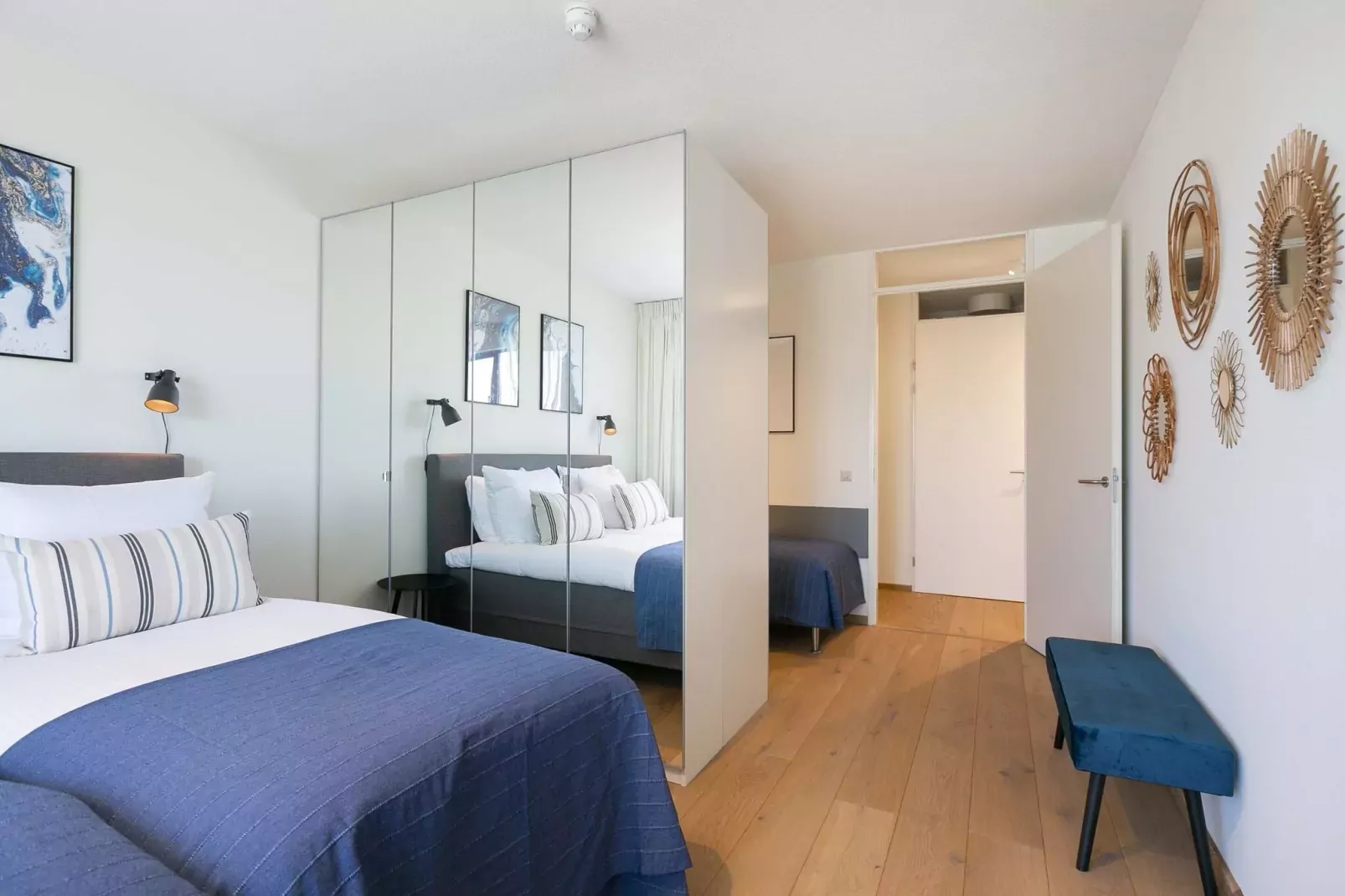 Scheveningen Harbour 28-Bedroom