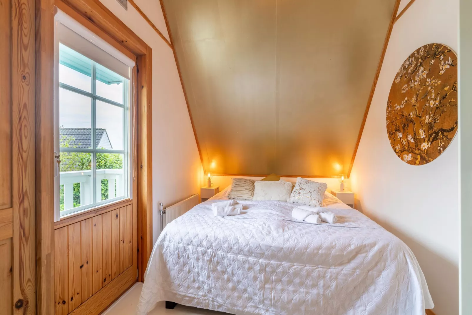 Casa Azul Finse stijl vakantiewoning 6pax aan het Zuidlaardermeer-Bedroom