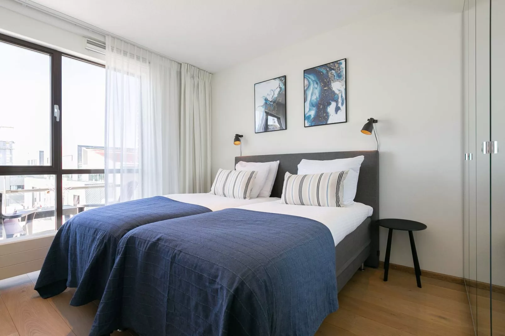 Scheveningen Harbour 28-Bedroom