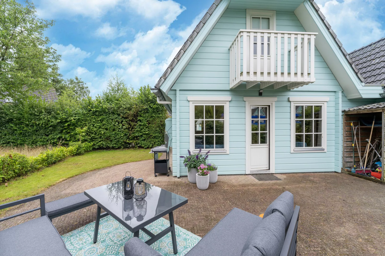 Casa Azul Finse stijl vakantiewoning 6pax aan het Zuidlaardermeer-Terrace balcony